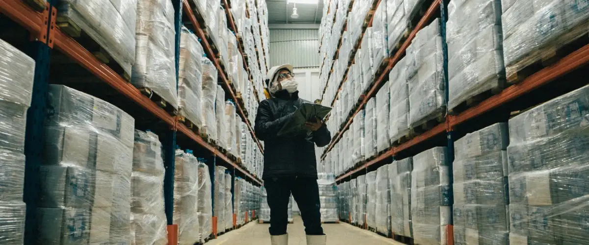 Optimize Your Warehouse Management: 7 KPIs You Should Track